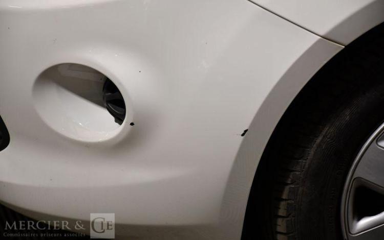 FORD KA BLANC BY-320-GS