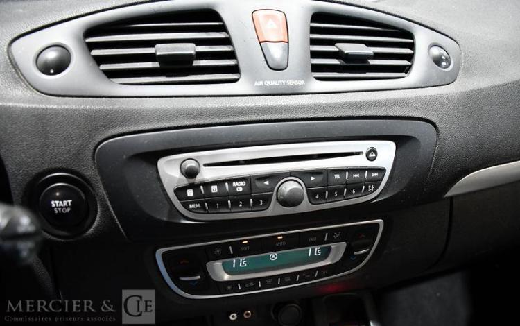 RENAULT SCENIC 1,5 DCI 110 EXPRESSION GRIS BZ-462-PQ