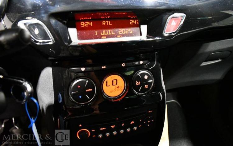 CITROEN DS3 1,6 VTI 120 SO CHIC BLANC CD-626-TL
