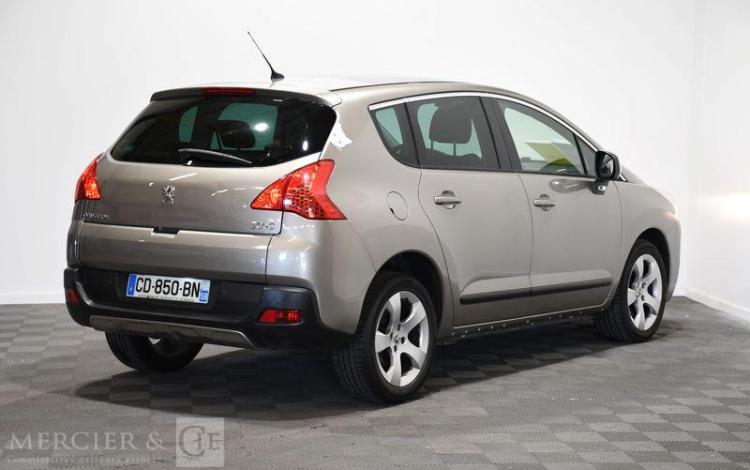 PEUGEOT 3008 1.6 HDI 110CH ALLURE BEIGE CD-850-BN