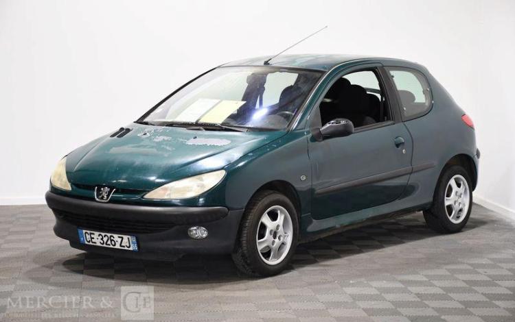 PEUGEOT 206 VERT CE-326-ZJ