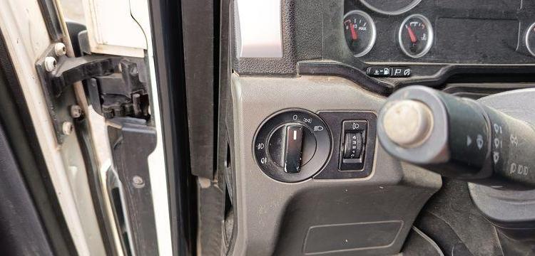 MAN TGS 35,400 AVEC BRAS AMPLIROLL MARREL – PTAC 32 TONNES – DIESEL – 315197 KMS BLANC CG-698-KD