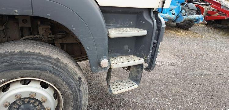 MAN TGS 35,400 AVEC BRAS AMPLIROLL MARREL – PTAC 32 TONNES – DIESEL – 315197 KMS BLANC CG-698-KD