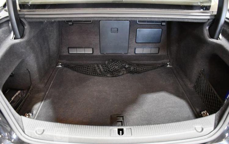 AUDI A8 3,0 TDI 250 AVUS QUATTRO TIPTRONIC BVA NOIR CH-243-GG