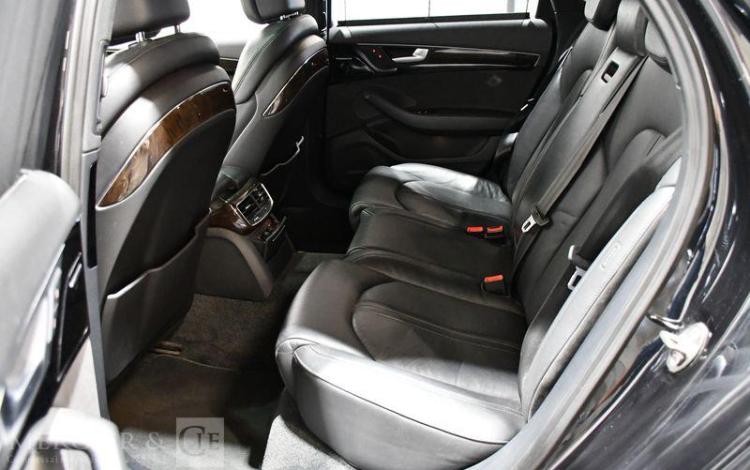 AUDI A8 3,0 TDI 250 AVUS QUATTRO TIPTRONIC BVA NOIR CH-243-GG