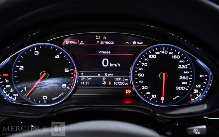 AUDI A8 3,0 TDI 250 AVUS QUATTRO TIPTRONIC BVA NOIR CH-243-GG