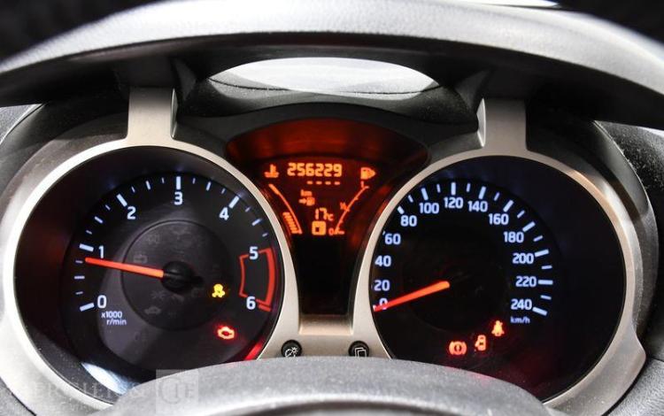 NISSAN JUKE 1,5 DCI 110 ACENTA 2WD BLANC CH-500-TH