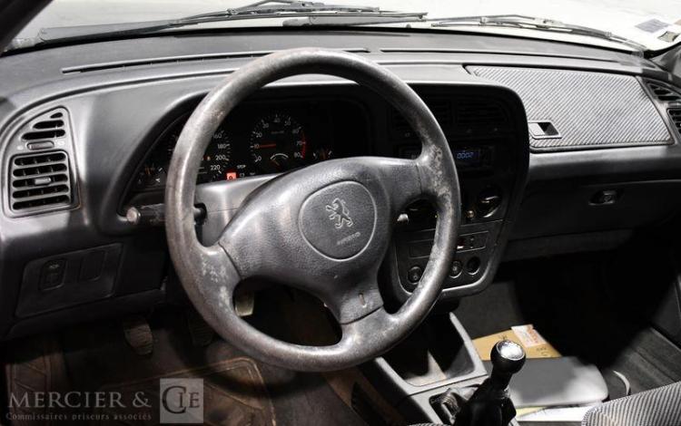 PEUGEOT 306 1,8 100cv BLEU CK-847-TT