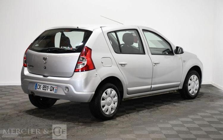 DACIA SANDERO 1.2 75CH BLACK LINE GRIS CK-891-QX