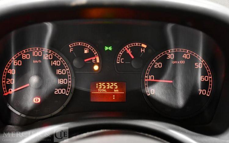 FIAT PUNTO 1.2 60 SX DYNAMIC GRIS CL-617-NV