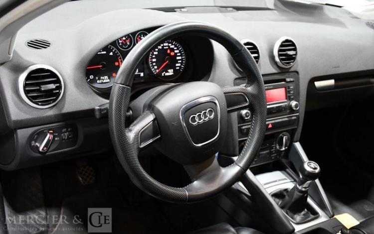 AUDI A3 SPORTBACK 2.0 TDI 140CH AMBITION LUXE NOIR CM-582-KR