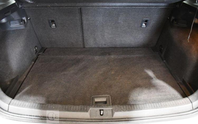 VOLKSWAGEN GOLF VII 1.6 TDI 105 CH TREND LINE 5 PORTES GRIS CN-371-PZ