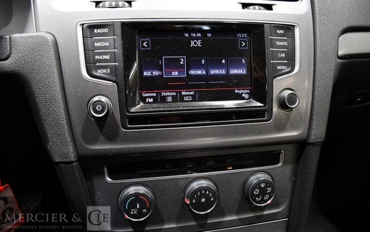 VOLKSWAGEN GOLF VII 1.6 TDI 105 CH TREND LINE 5 PORTES GRIS CN-371-PZ