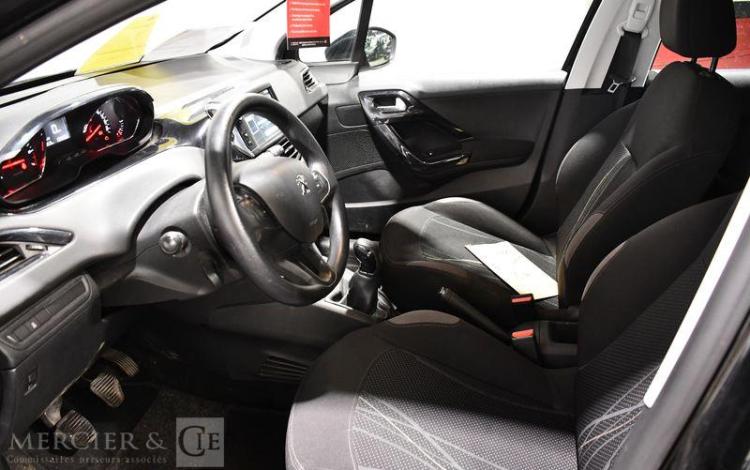 PEUGEOT 208 1,2 PURETECH 80 ACTIVE NOIR CN-490-KH