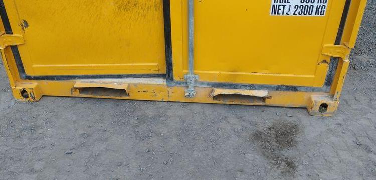 CONTENAIR 8 PIEDS SECURISE AVEC PASSAGE DE FOURCHES  CON750002