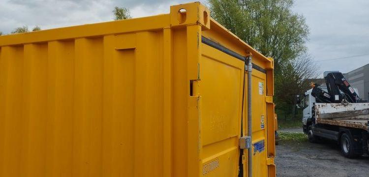 CONTENAIR 8 PIEDS SECURISE AVEC PASSAGE DE FOURCHES  CON750002
