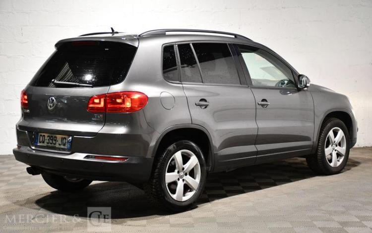 VOLKSWAGEN TIGUAN 2,0 TDI 110CH BVM GRIS CQ-399-JQ