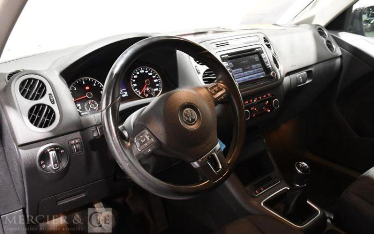 VOLKSWAGEN TIGUAN 2,0 TDI 110CH BVM GRIS CQ-399-JQ