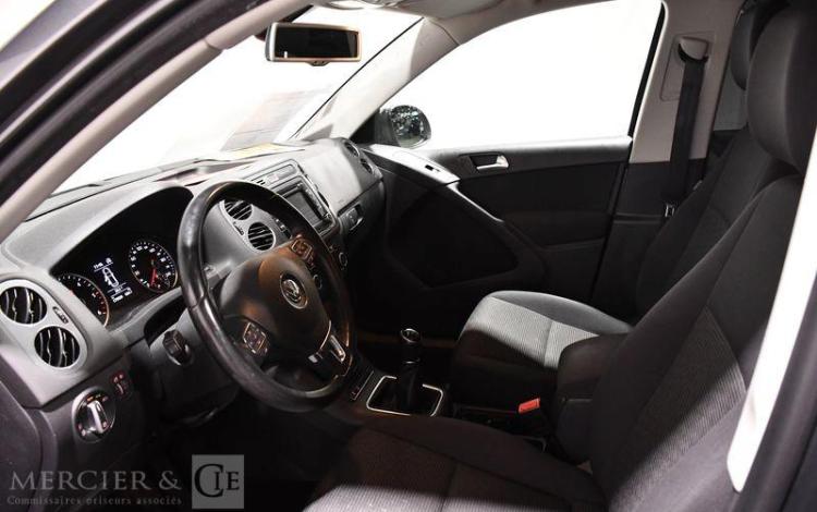 VOLKSWAGEN TIGUAN 2,0 TDI 110CH BVM GRIS CQ-399-JQ
