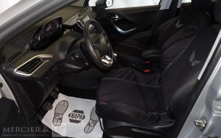 PEUGEOT 208 GENERATION-I 1.4 HDI 70CH ALLURE GRIS CQ-519-NL