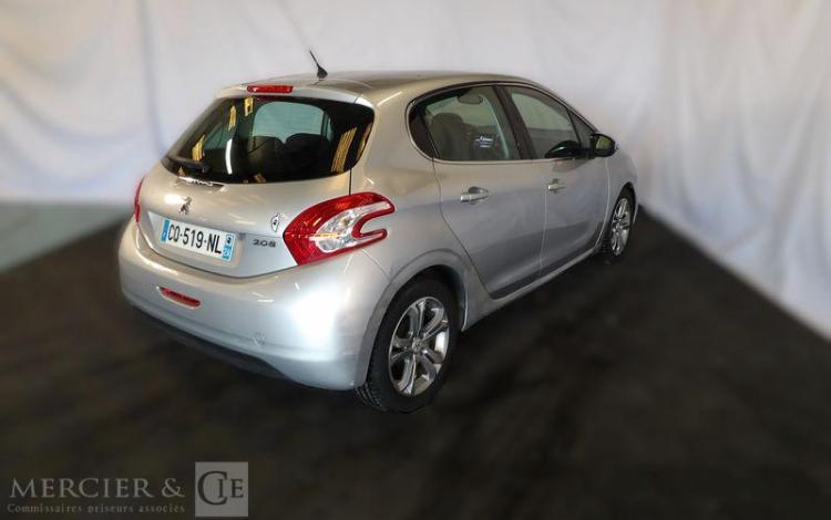 PEUGEOT 208 GENERATION-I 1.4 HDI 70CH ALLURE GRIS CQ-519-NL