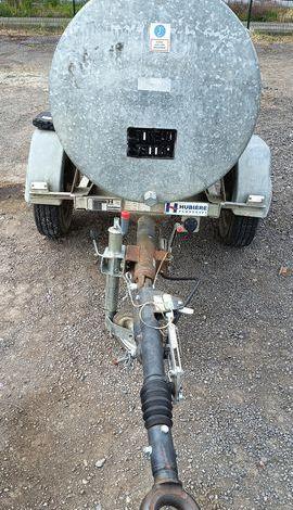 HUBIERE TONNE A EAU 1 ESSIEU PTAC 750 KGS  CQ-593-WM