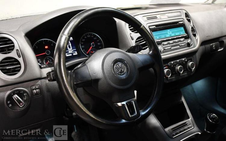 VOLKSWAGEN TIGUAN 2,0 TDI 110CH BVM GRIS CV-081-VE
