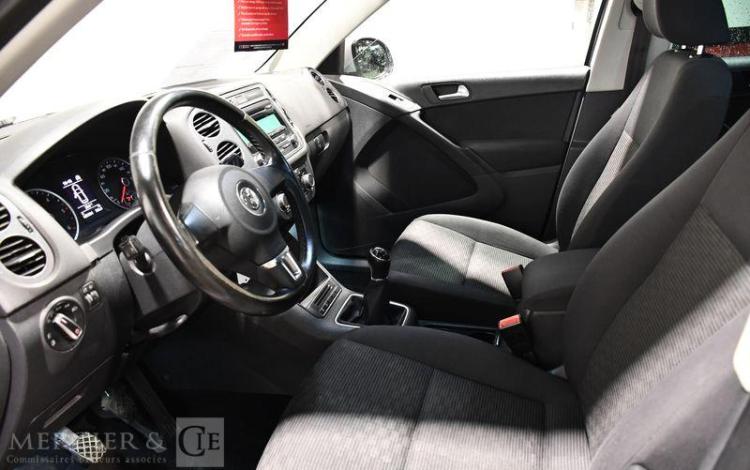 VOLKSWAGEN TIGUAN 2,0 TDI 110CH BVM GRIS CV-081-VE