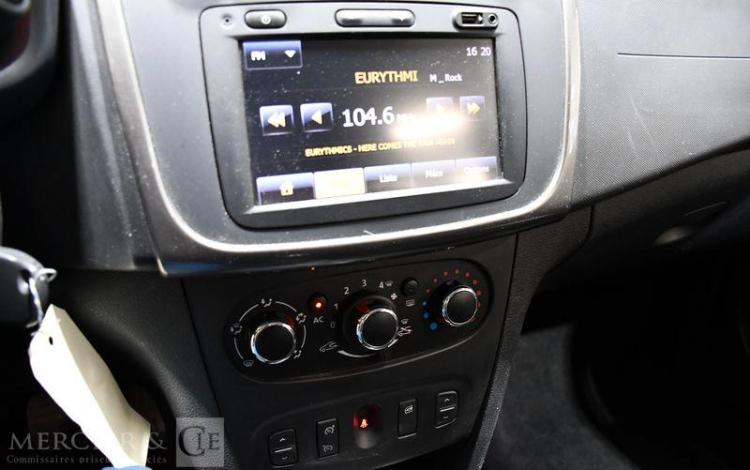 DACIA SANDERO STEPWAY 1,5 DCI 90CH PRESTIGE GRIS CY-545-CL