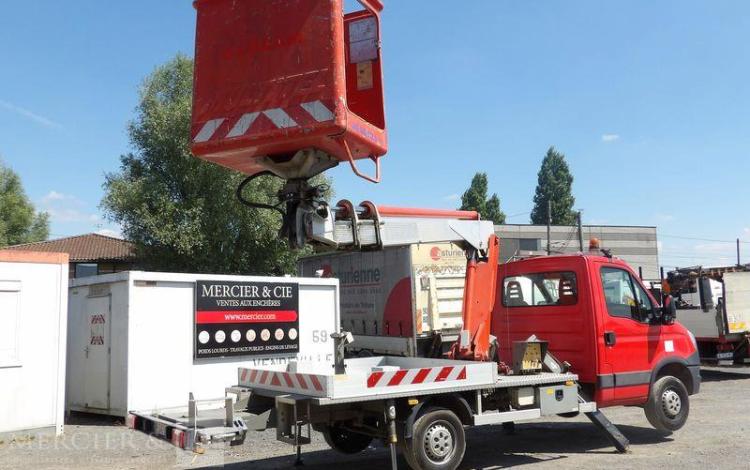 MULTITEL DAILY  AVEC NACELLE 166 MULTITEL  DB-546-LQ