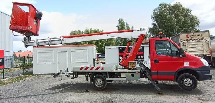 MULTITEL DAILY  AVEC NACELLE 166 MULTITEL  DB-546-LQ