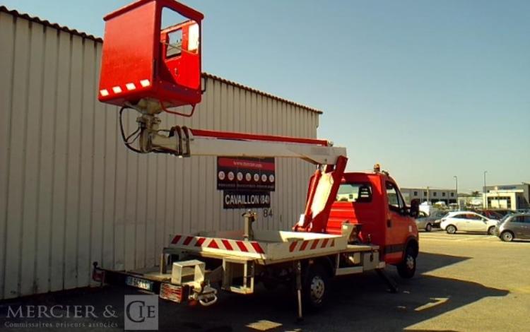 MULTITEL 35S11 NACELLE SUR VL MULTITEL 160 ALU/DS 16M 3767H ROUGE DB-646-LQ