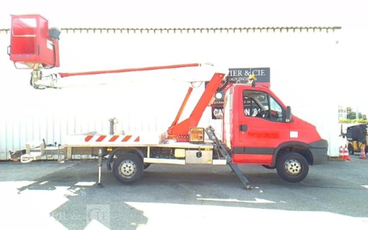 MULTITEL 35S11 NACELLE SUR VL MULTITEL 160 ALU/DS 16M 3767H ROUGE DB-646-LQ