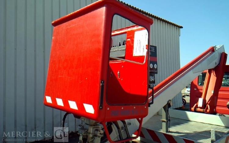 MULTITEL 35S11 NACELLE SUR VL MULTITEL 160 ALU/DS 16M 3767H ROUGE DB-646-LQ