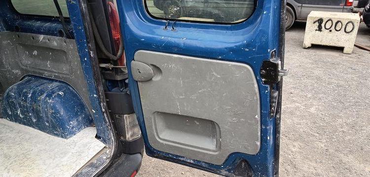 RENAULT TRAFIC 2 L1H1 1000 KGS 1,9 DCI COMBI COURT 100CV – DIESEL – 405062 KMS – AN 2005 BLEU DE-084-DV