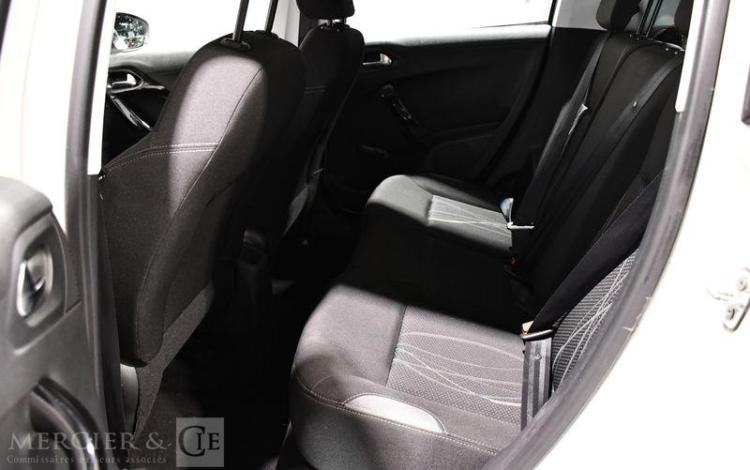 PEUGEOT 208 1.0 PURETECH 70 ACTIVE BLANC DH-058-NW