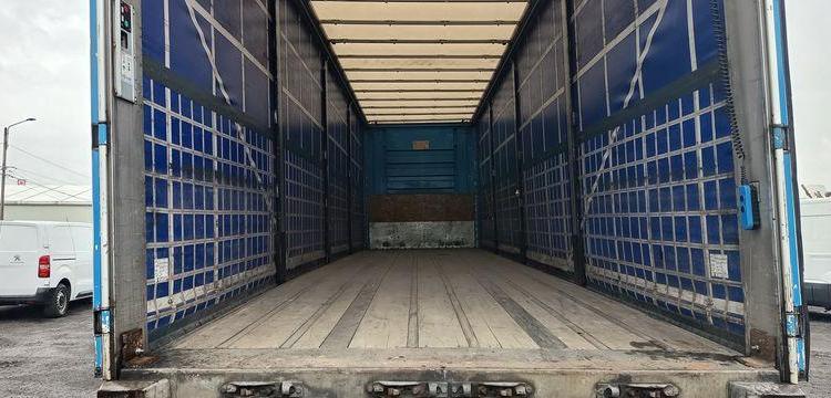 FRUEHAUF SEMI REMORQUE CITY – 1 ESSIEU – PTAC 27 TONNES – ANNEE 2014  DH-930-KC