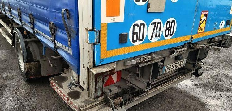 FRUEHAUF SEMI REMORQUE CITY – 1 ESSIEU – PTAC 27 TONNES – ANNEE 2014  DH-930-KC