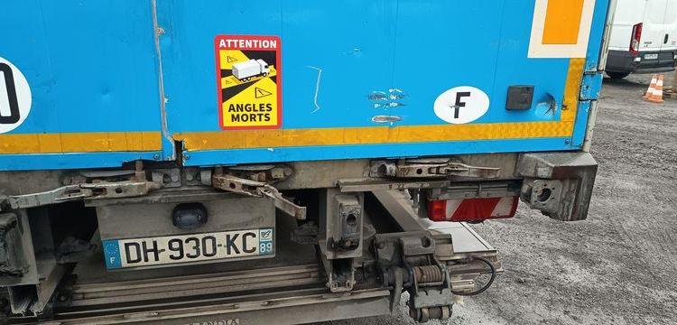 FRUEHAUF SEMI REMORQUE CITY – 1 ESSIEU – PTAC 27 TONNES – ANNEE 2014  DH-930-KC