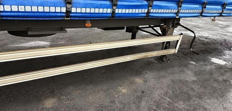 FRUEHAUF SEMI REMORQUE CITY – 1 ESSIEU – PTAC 27 TONNES – ANNEE 2014  DH-930-KC