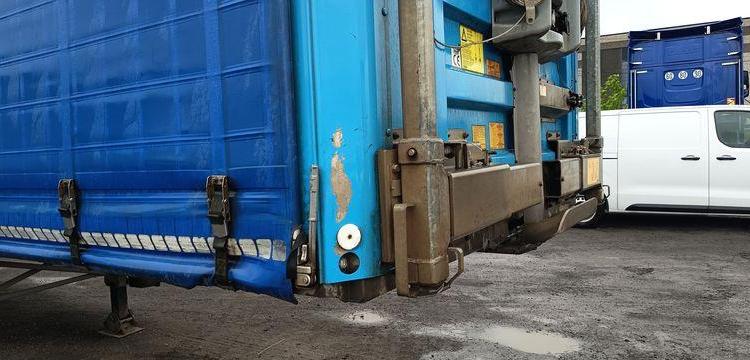 FRUEHAUF SEMI REMORQUE CITY – 1 ESSIEU – PTAC 27 TONNES – ANNEE 2014  DH-930-KC