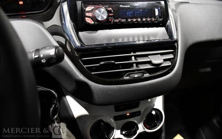 PEUGEOT 208 1.0 PURETECH 70CH LIKE NOIR DK-142-KZ