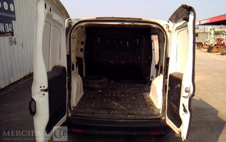 FIAT DOBLO FOURGON CARGO 1.3 MJT 90 SX BLANC DL-032-SB