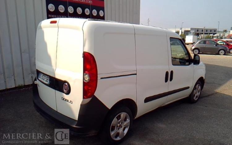 FIAT DOBLO FOURGON CARGO 1.3 MJT 90 SX BLANC DL-032-SB