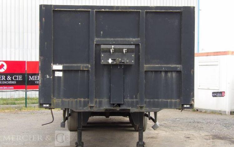 SRT SEMI REMORQUE PLATEAU SRD3 38C – 3 ESSIEUX PTAC 34 TONNES – 22762 KMS – AN 2004  DS-219-TL