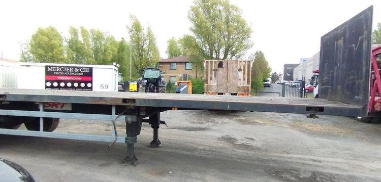 SRT SEMI REMORQUE PLATEAU SRD3 38C – 3 ESSIEUX PTAC 34 TONNES – 22762 KMS – AN 2004  DS-219-TL