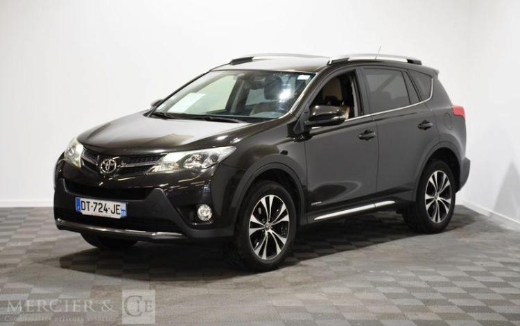TOYOTA 2.0 D4D 125 CLUB EDITION 4X2 NOIR DT-724-JE