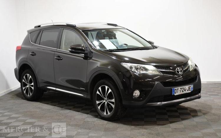 TOYOTA 2.0 D4D 125 CLUB EDITION 4X2 NOIR DT-724-JE