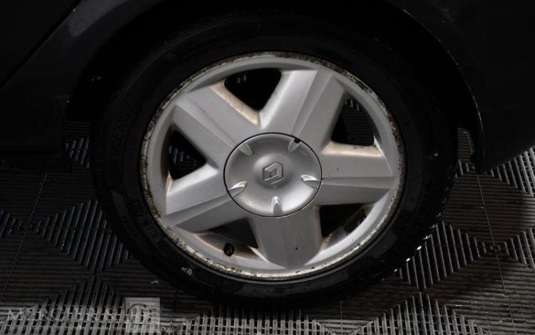 RENAULT CLIO 1,2 60 AUTHENTIQUE 5 PTS NOIR DV-941-HV