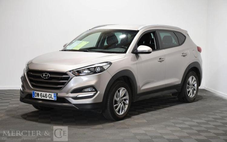HYUNDAI TUCSON 1,7 CRDI 115 EXECUTIVE 2WD GRIS DW-646-GL